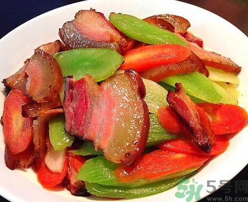 萵筍和臘肉一起炒好嗎？萵筍和臘肉一起吃好嗎？