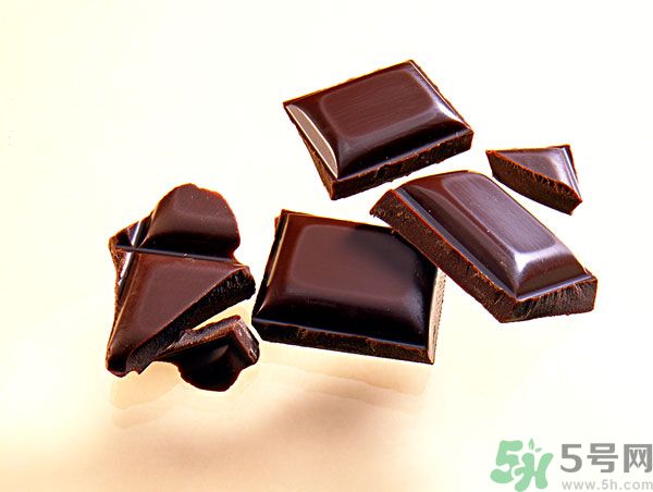 吃西瓜能防曬嗎？吃巧克力能紫外線嗎？