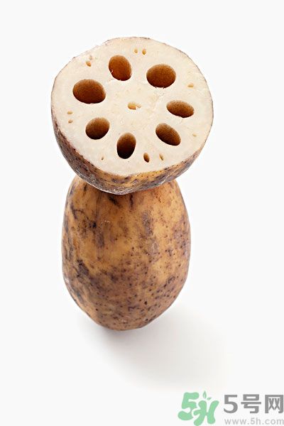 蓮藕里面的泥怎么清理？蓮藕里面的泥巴怎么洗？