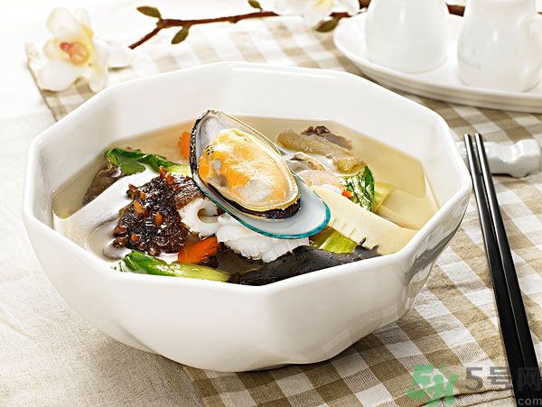 中學生能吃海參嗎？中學生吃海參好不好？