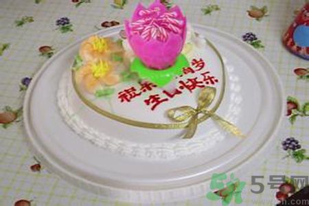 音樂(lè)蠟燭突然爆炸 音樂(lè)蠟燭會(huì)爆炸嗎？