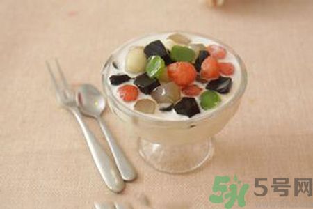 仙草芋圓會(huì)長胖嗎？仙草芋圓怎么做？