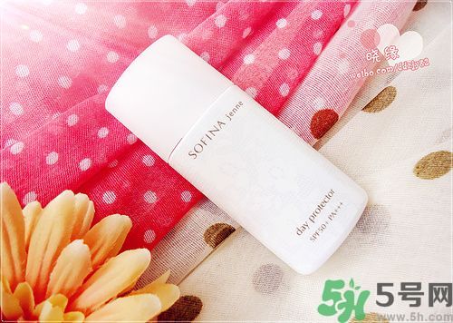 蘇菲娜sofina防曬霜哪款好用？sofina防曬白蕾絲藍(lán)蕾絲區(qū)別