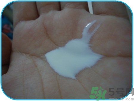 sofina蘇菲娜防曬霜要卸妝嗎？sofina防曬區(qū)別有哪幾種
