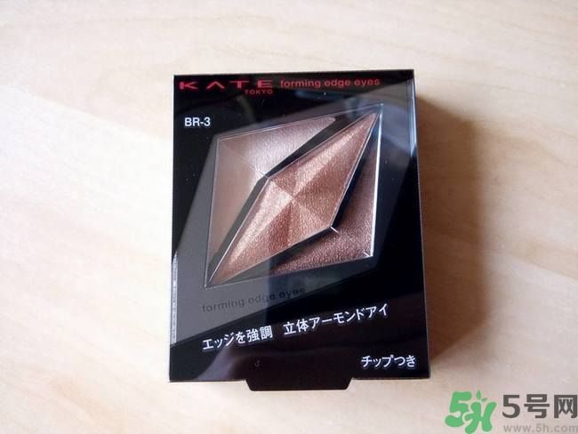 凱朵kate覺(jué)醒鉆光閃耀杏仁三色眼影使用方法及畫法步驟