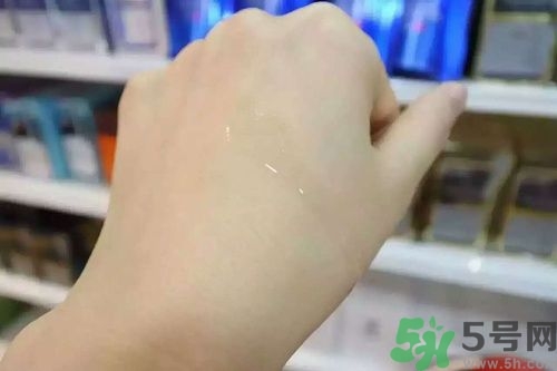 AHC神仙水效果怎么樣？AHC神仙水怎么用？
