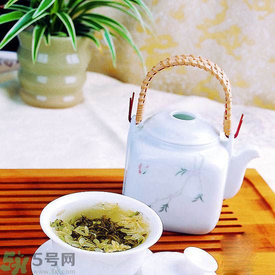 痛風(fēng)可以喝茉莉花茶嗎？痛風(fēng)喝茉莉花茶好嗎？