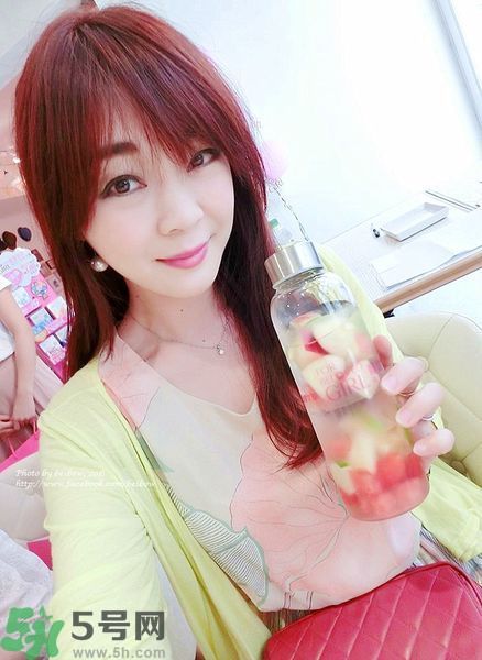 寵愛之名寵愛女孩面膜怎么樣？寵愛女孩礦物云絲面膜好用嗎？