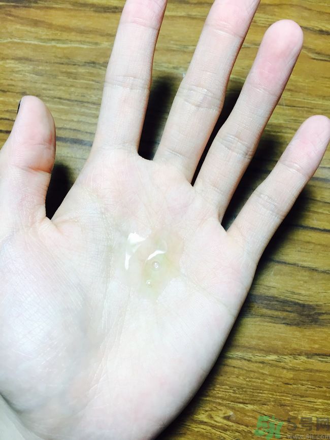 科顏氏藜麥煥膚精華怎么樣？科顏氏藜麥煥膚精華好用嗎