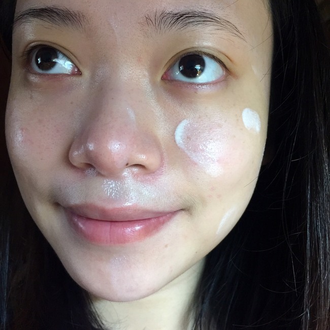 美寶蓮夢幻奇跡控油透潤持妝乳怎么樣？好用嗎？