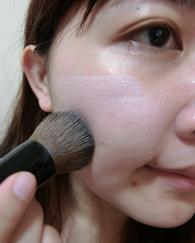 美寶蓮夢(mèng)幻奇跡控油透潤(rùn)持妝乳怎么樣？好用嗎？
