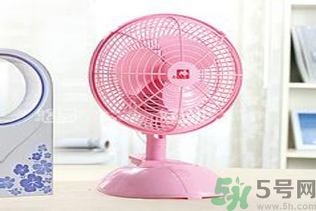 吹電風(fēng)扇頭痛是怎么回事？吹電風(fēng)扇頭痛怎么辦？