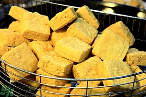 臭豆腐能帶上飛機(jī)嗎？坐飛機(jī)能帶臭豆腐嗎？