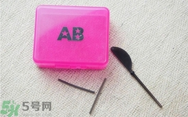 單眼皮怎么變雙眼皮了？單眼皮上面有一條線