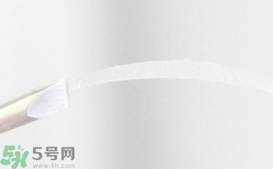 單眼皮怎么變雙眼皮了？單眼皮上面有一條線