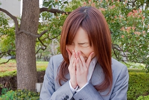 打噴嚏真的是有人在想你嗎？打噴嚏是有人罵你嗎？