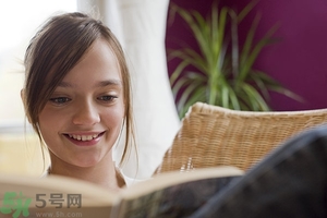 13歲女生胸部發(fā)育了正常嗎？13歲女生胸部發(fā)育要注意什么？