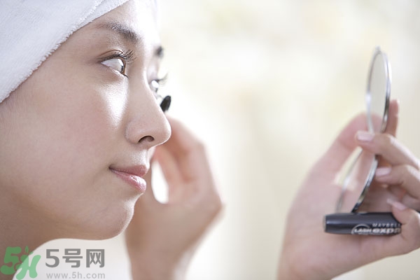 熬夜流鼻血是怎么回事？熬夜流鼻血怎么辦？