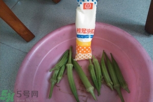 夏天秋葵怎么做好吃？秋葵在夏天怎么做？