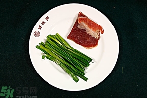隔夜的韭菜能吃嗎？韭菜炒熟后第二天能吃嗎？