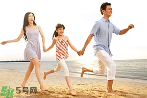第一次來月經(jīng)能游泳嗎？經(jīng)期不適怎么緩解？