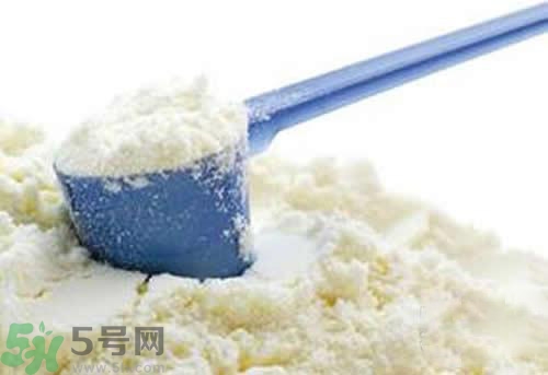 奶粉結(jié)塊是怎么回事？奶粉結(jié)塊可以吃嗎？