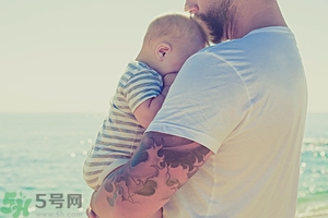 洗紋身要多久才能洗掉？洗紋身后多久能沾水？