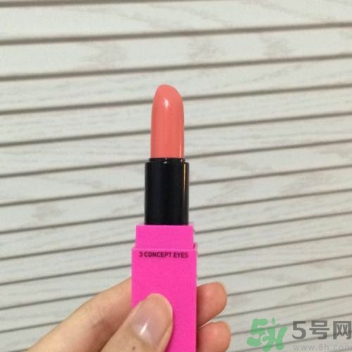 怎么選擇適合自己的口紅顏色？口紅顏色怎么選？