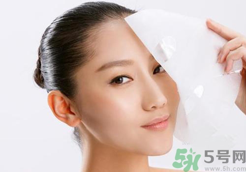 敷完面膜臉發(fā)紅發(fā)熱怎么回事？敷完面膜臉發(fā)紅發(fā)熱怎么辦？