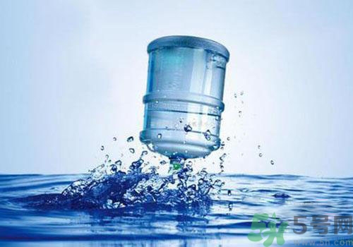 礦泉水和純凈水的區(qū)別是什么？礦泉水和純凈水哪個(gè)好？