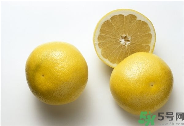 柚子是熱性的嗎？吃柚子要注意什么？