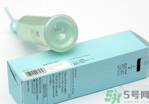 卸妝油怎么用？卸妝油的正確使用方法
