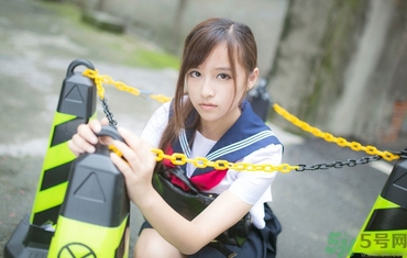 15歲月經(jīng)推遲二個月正常嗎？15歲兩個月沒來月經(jīng)是怎么回事？