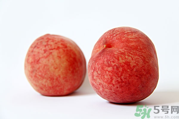桃子裂口是什么原因？表面有裂口的桃子能吃嗎？