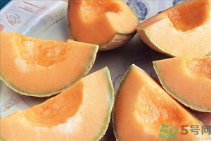 香瓜瓤籽可以吃嗎？香瓜皮能吃嗎？