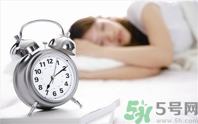 睡眠不規(guī)律如何調整?睡眠不規(guī)律的危害