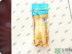 安耐曬為什么那么??？安耐曬是水狀液體的嗎？