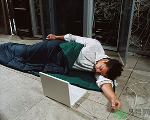 睡眠不規(guī)律如何調(diào)整？睡眠不規(guī)律會(huì)胖嗎？