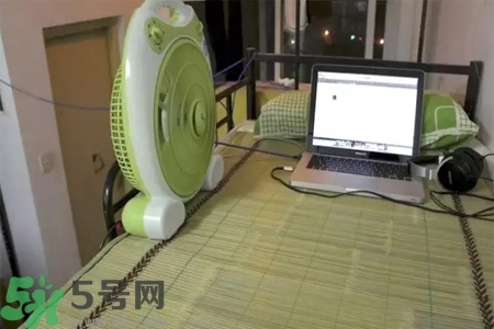 夏天睡涼席好嗎？夏天睡涼席好不好？