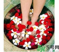 夏天泡腳好嗎？夏天用什么泡腳最好？