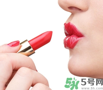 口紅哪個(gè)牌子好？口紅怎么涂好看？