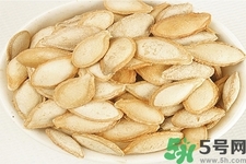 吃南瓜子的好處？吃南瓜子的壞處？