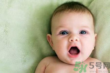 寶寶口腔潰瘍怎么辦？治療寶寶口腔潰瘍方法有什么？