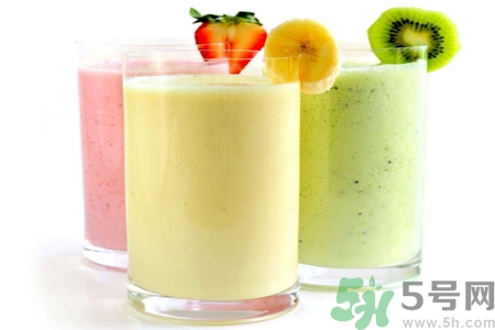 鮮榨果汁的營養(yǎng)價(jià)值有哪些？
