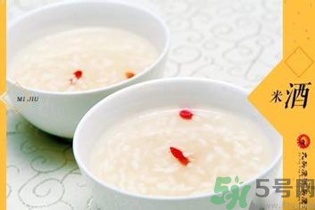 米酒有黑點(diǎn)是怎么回事？米酒有黑點(diǎn)能喝嗎？