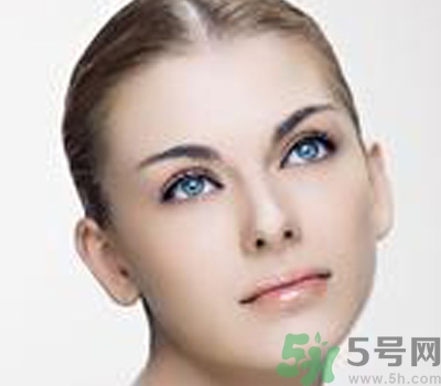 女生多大可以敷面膜？20歲左右的女生適合用什么面膜？