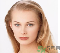 眉心長痘痘是什么原因？眉心長痘痘怎么辦？
