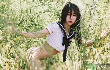 16歲女生乳房發(fā)育圖片？16歲女生還能長高么？