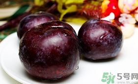 吃黑布林需要削皮嗎？黑布林皮可以吃嗎？