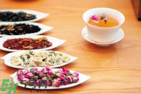 女性秋季養(yǎng)生喝什么茶？適合女性秋季飲用的茶品推薦